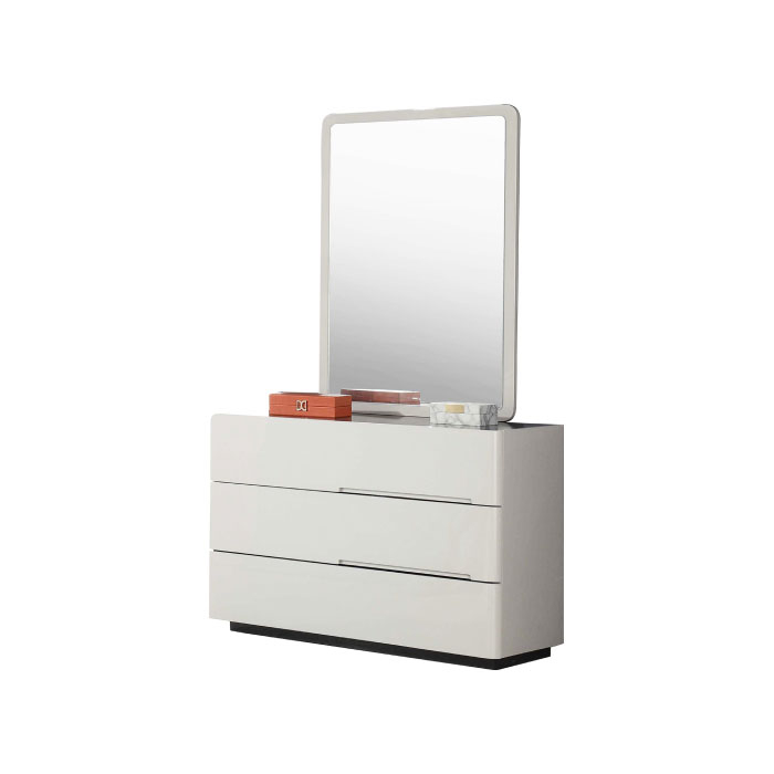 Valencia white dresser